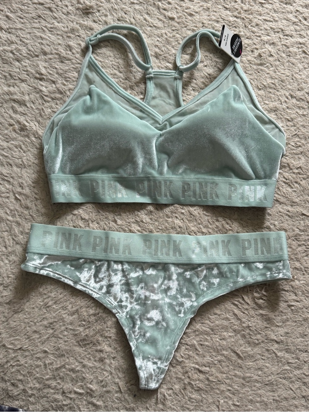 NWT PINK Victoria’s Secret bralette & panties set